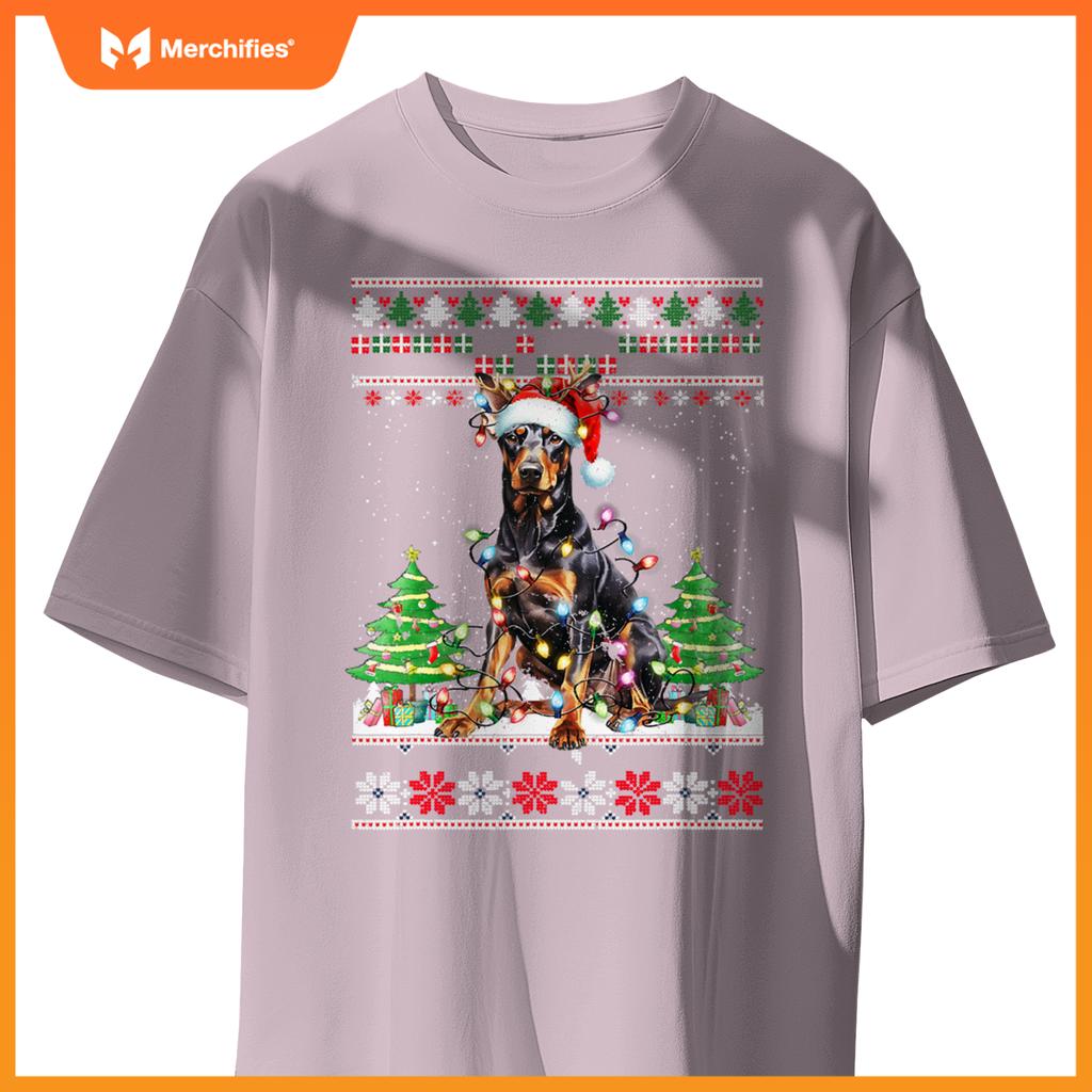 Doberman Dog Reindeer Christmas Lights T-Shirt