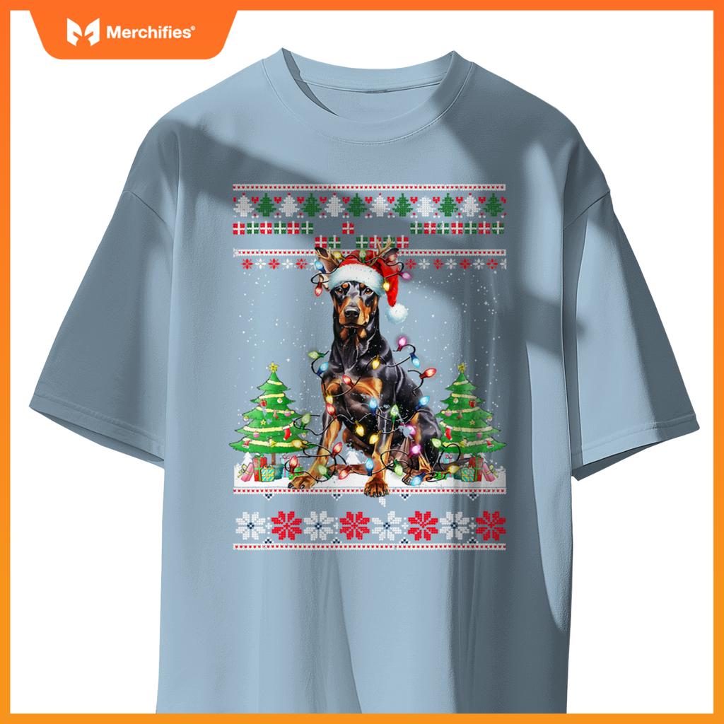 Doberman Dog Reindeer Christmas Lights T-Shirt