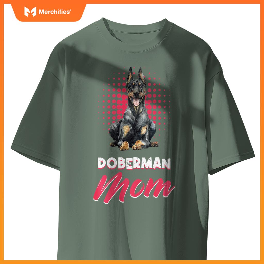 Doberman Mom Awesome Family Dogs Doberman Pinscher T-Shirt