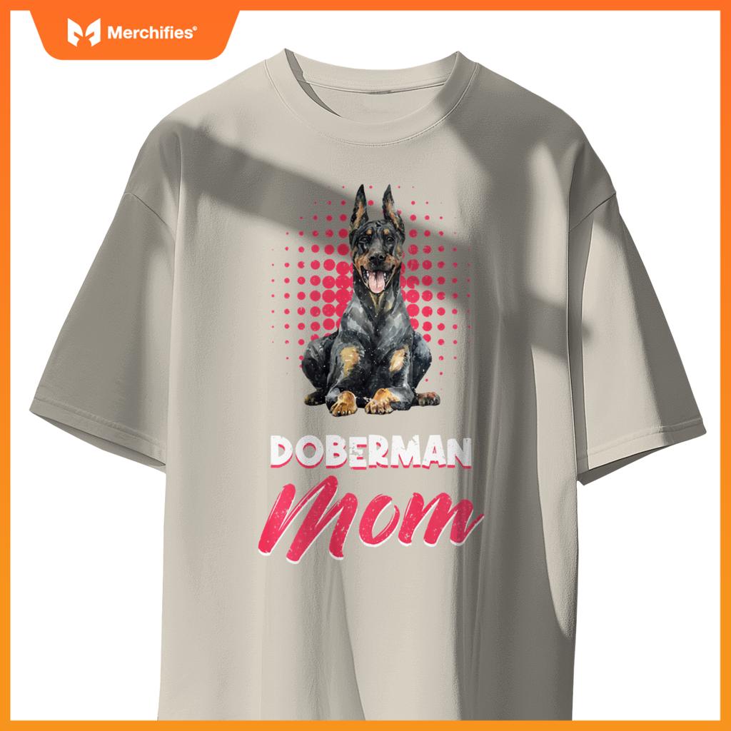 Doberman Mom Awesome Family Dogs Doberman Pinscher T-Shirt