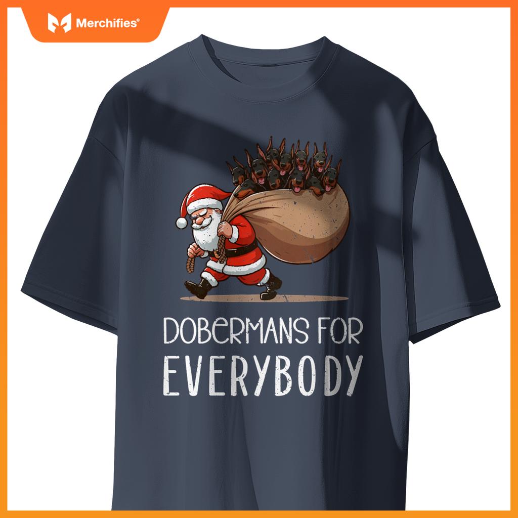 Doberman Pinscher Dog Mom Dad  Doberman Christmas Pullover T-Shirt