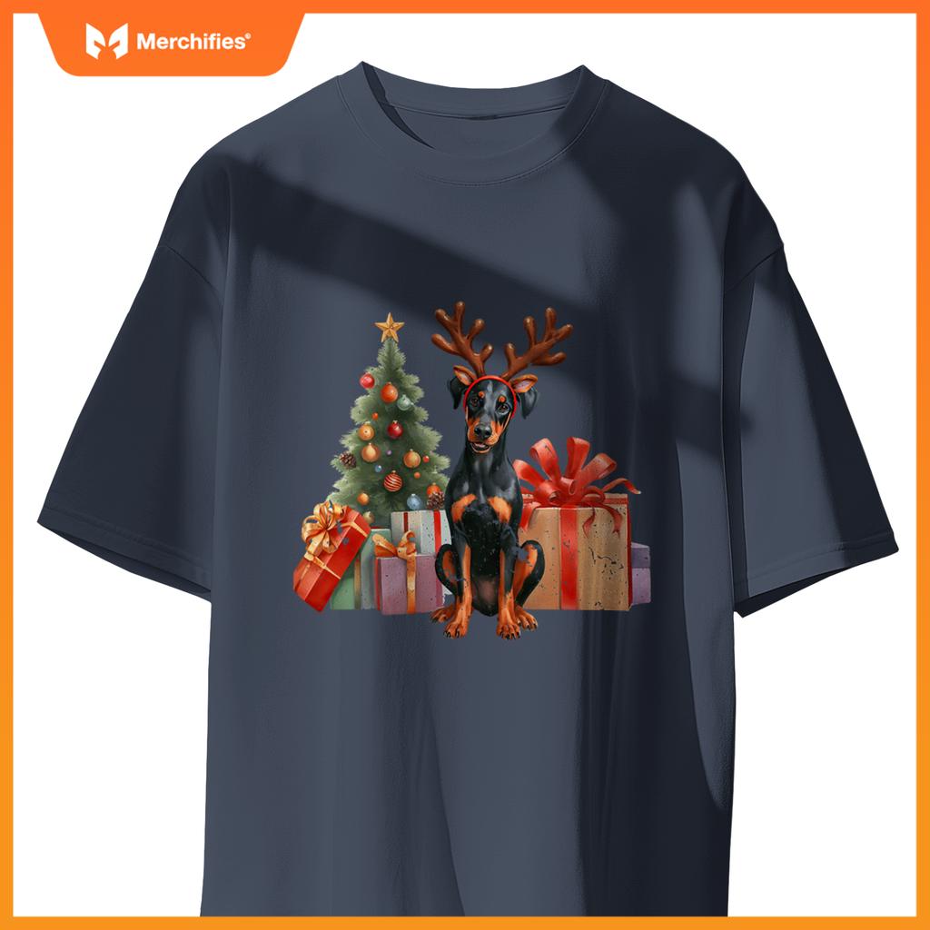 Doberman Reindeer Santa Hat Xmas Lights Christmas Xmas Dog T-Shirt