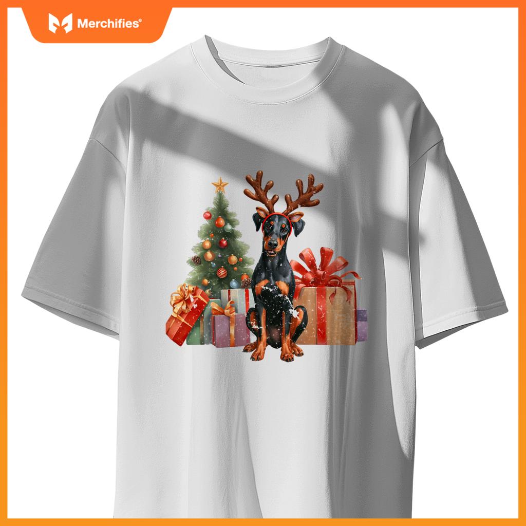 Doberman Reindeer Santa Hat Xmas Lights Christmas Xmas Dog T-Shirt