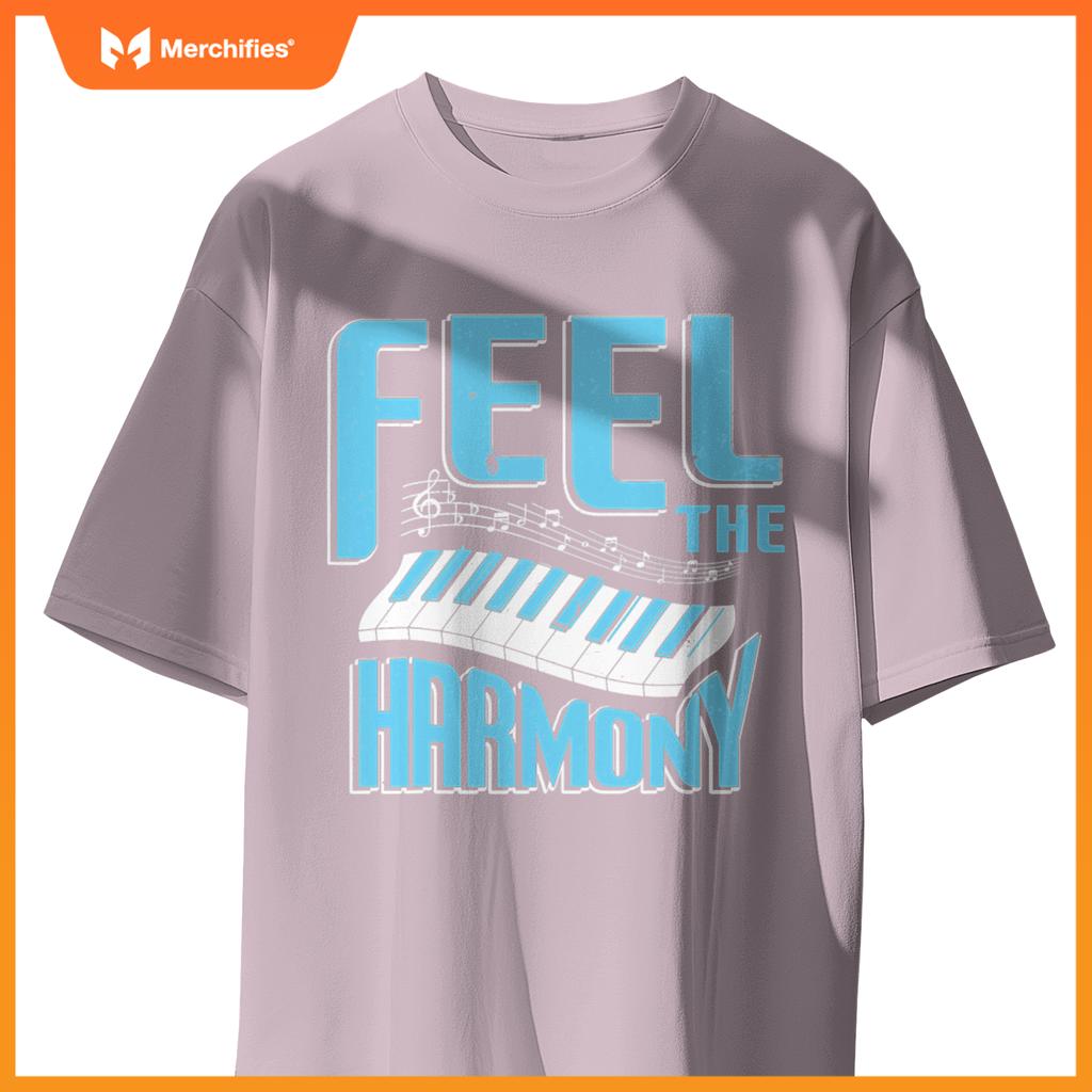 Feel  harmony  a piano player and piano teacher music