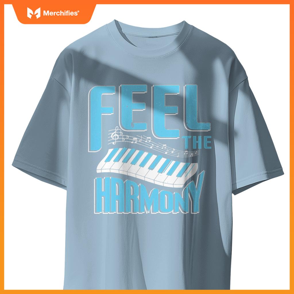 Feel  harmony  a piano player and piano teacher music