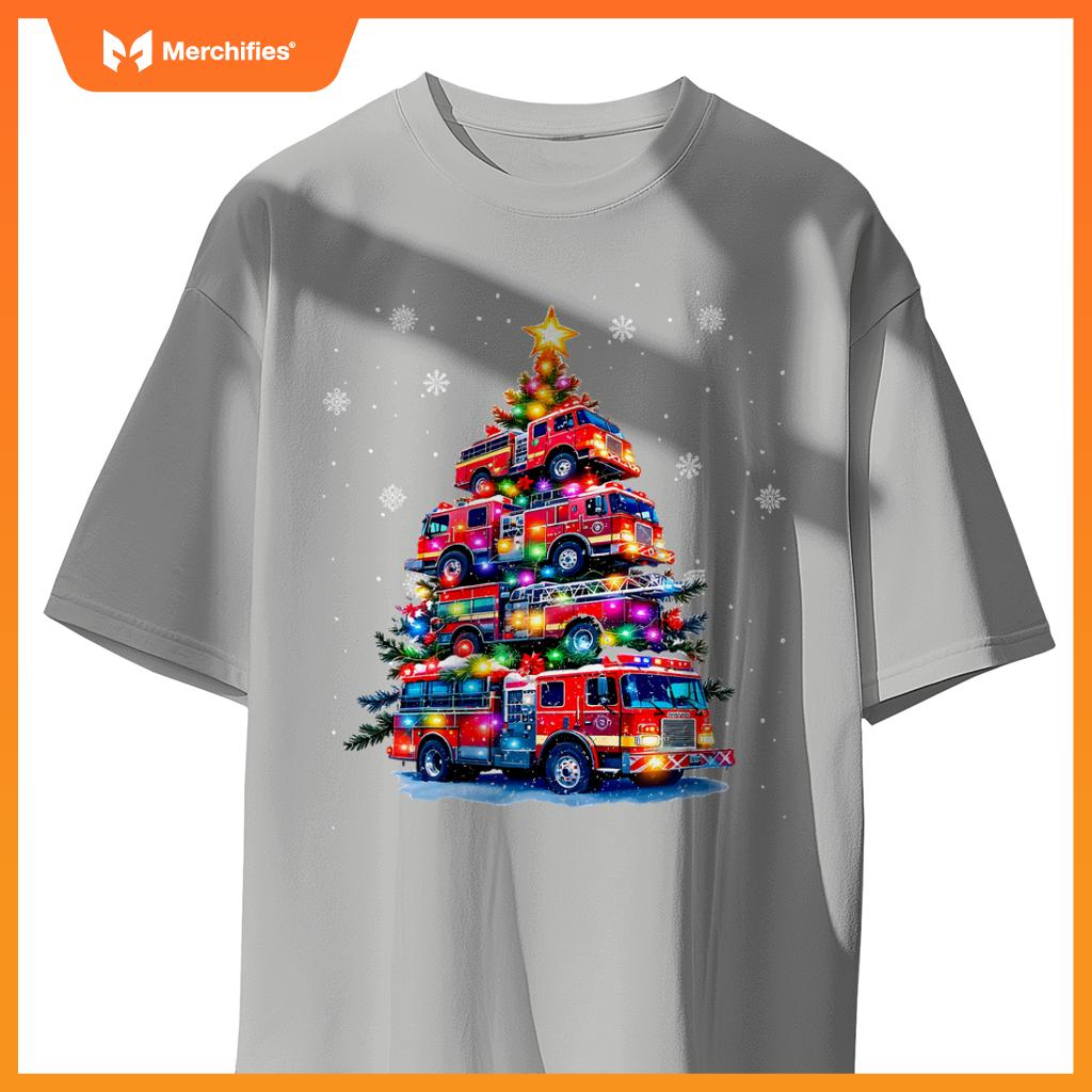 Fire Truck Christmas Tree Lights Firefighter Holiday T-Shirt