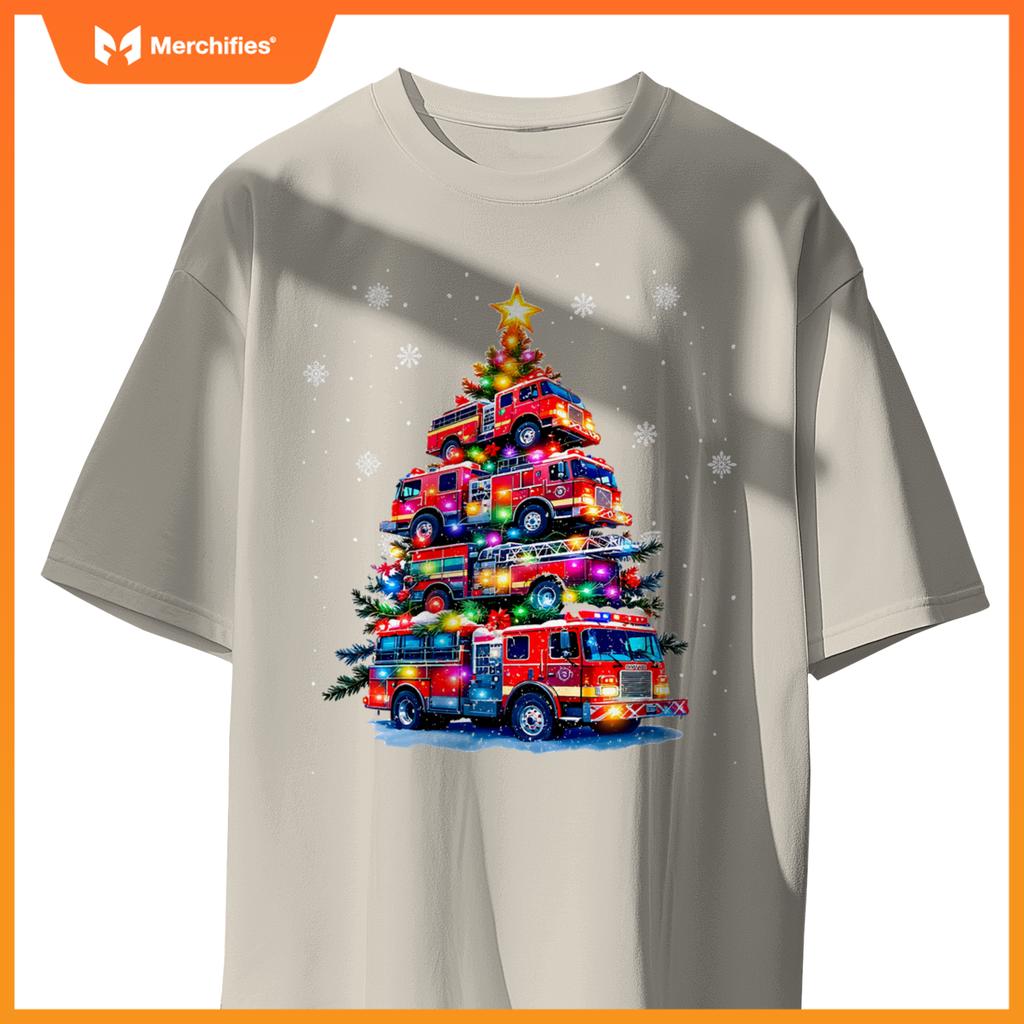 Fire Truck Christmas Tree Lights Firefighter Holiday T-Shirt