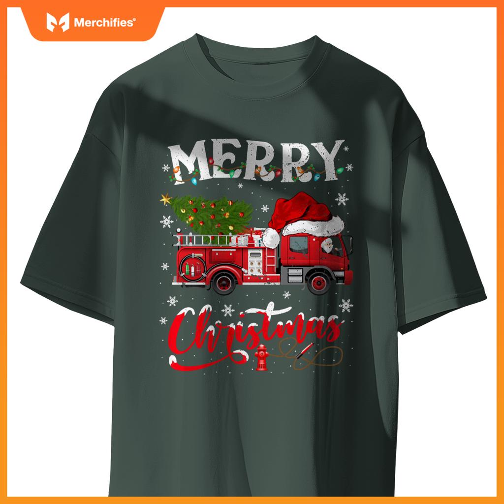 Fire truck xmas tree fireman firefighter merry christmas pullover T-shirt