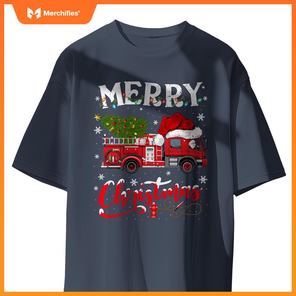 Fire Truck Xmas Tree Fireman Firefighter Merry Christmas T-Shirt