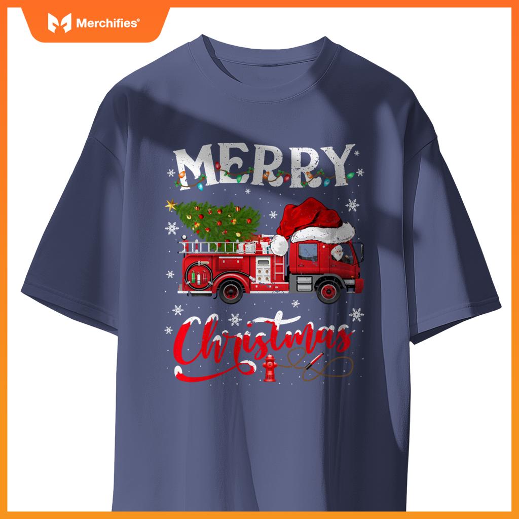 Fire Truck Xmas Tree Fireman Firefighter Merry Christmas T-Shirt