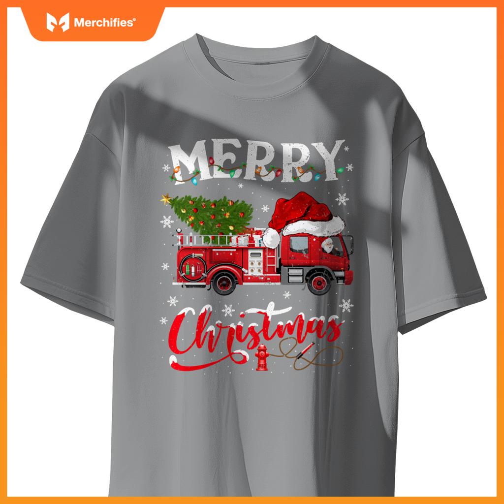 Fire truck xmas tree fireman firefighter merry christmas pullover T-shirt