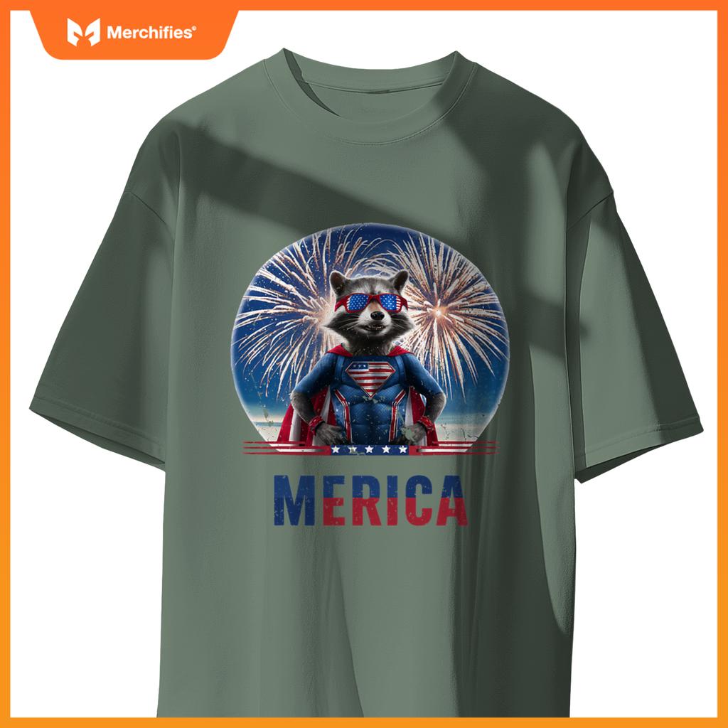 Fireworks raccoon patriotic 4th of july merica flag american T-Shirt