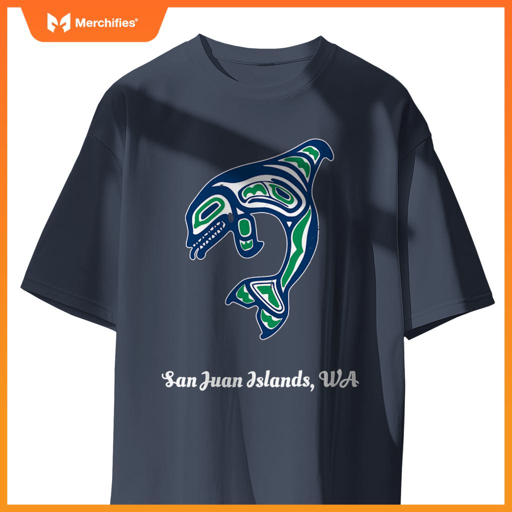 Green native american san juan islands wa orca killer whale T-Shirt