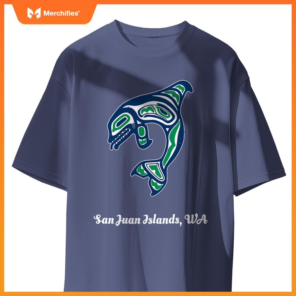 Green native american san juan islands wa orca killer whale T-Shirt