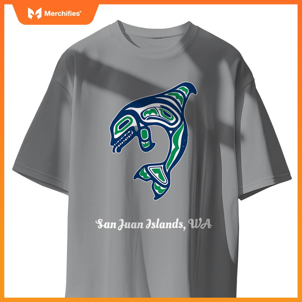 Green native american san juan islands wa orca killer whale T-Shirt