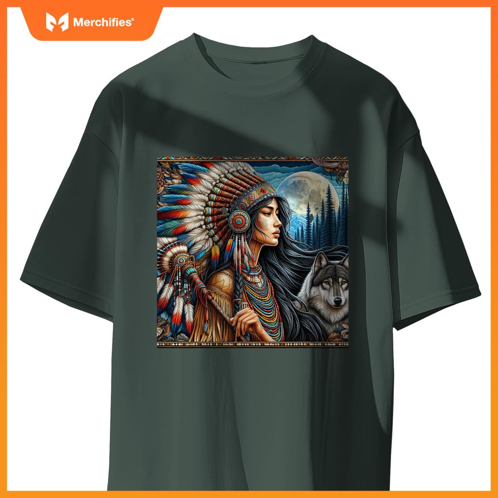 Indian Native American Woman With White Wolf Vintage Gifts T-Shirt