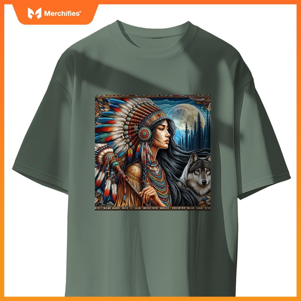 Indian Native American Woman With White Wolf Vintage Gifts T-Shirt