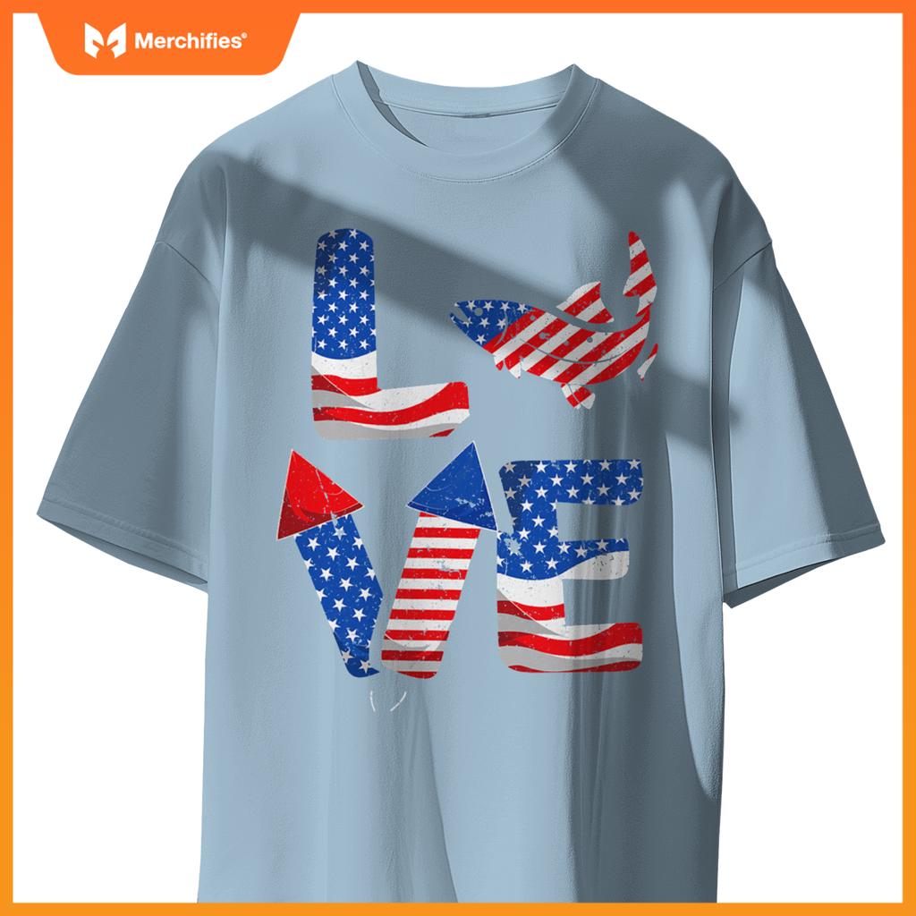 Patriotic american flag salmon 4th of july firework T-Shirt