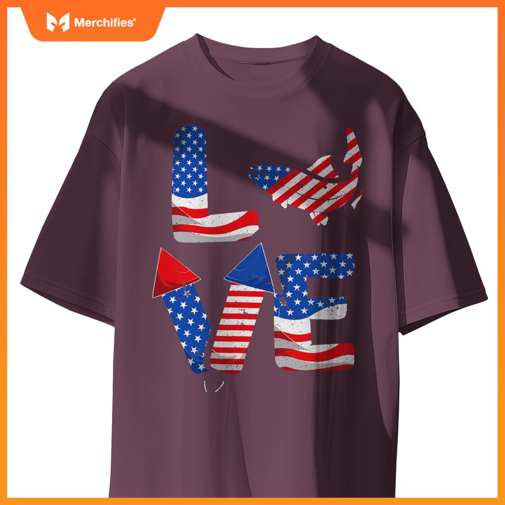 Patriotic american flag salmon 4th of july firework T-Shirt