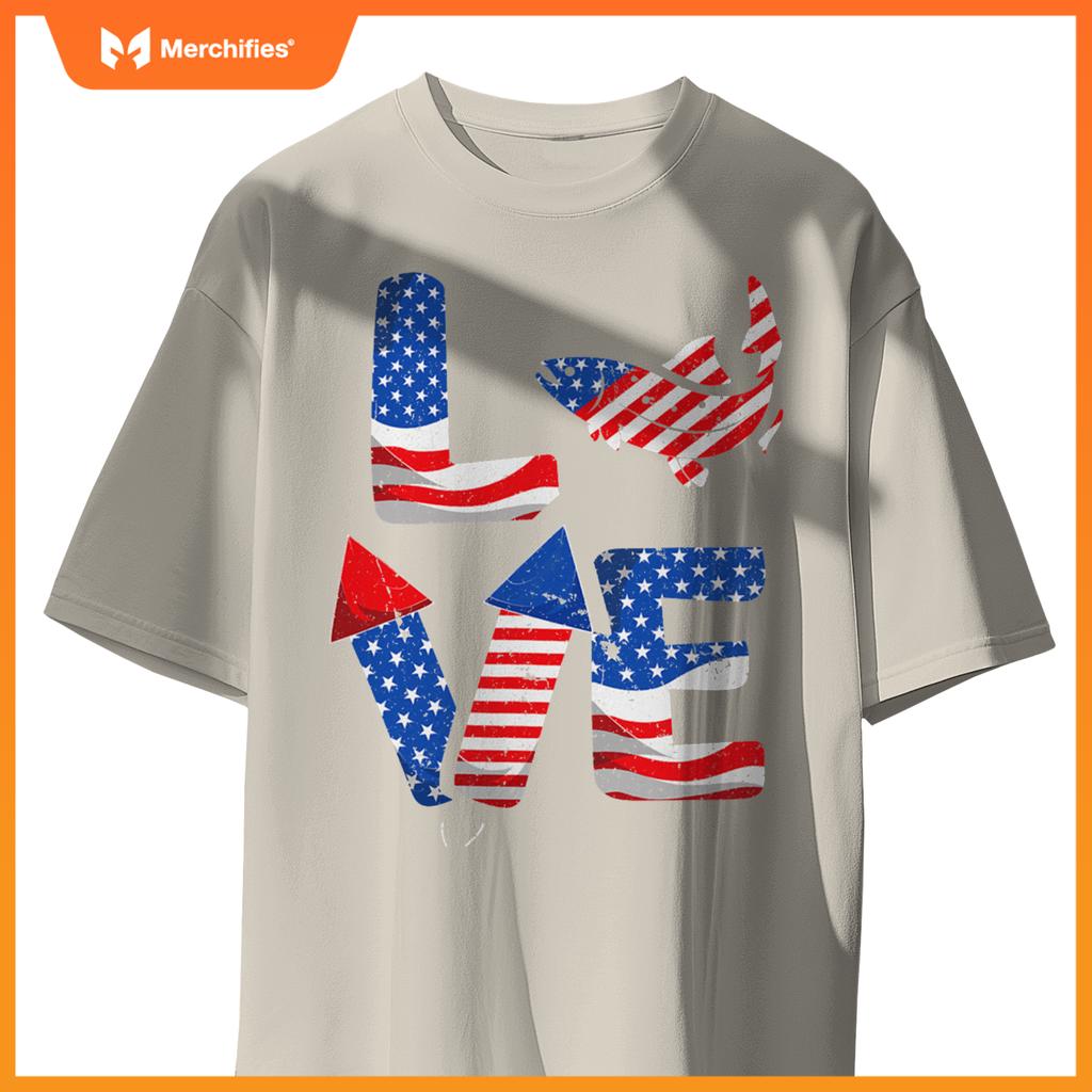 Patriotic american flag salmon 4th of july firework T-Shirt