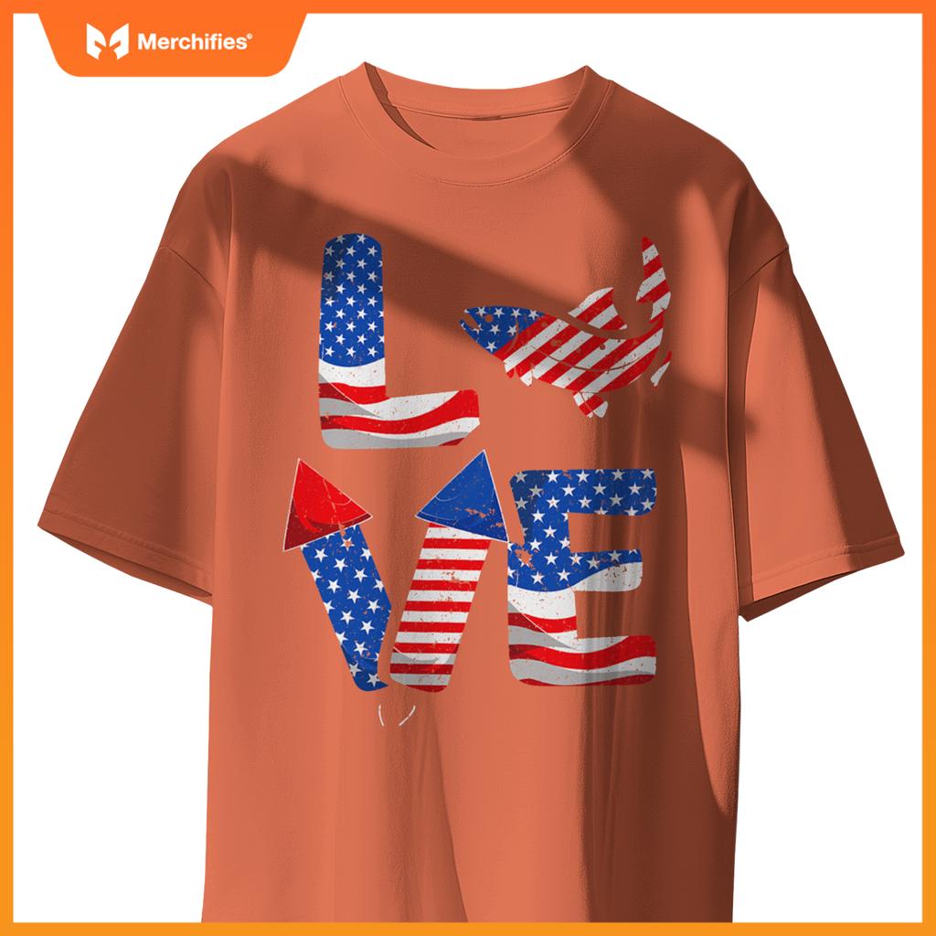 Patriotic american flag salmon 4th of july firework T-Shirt