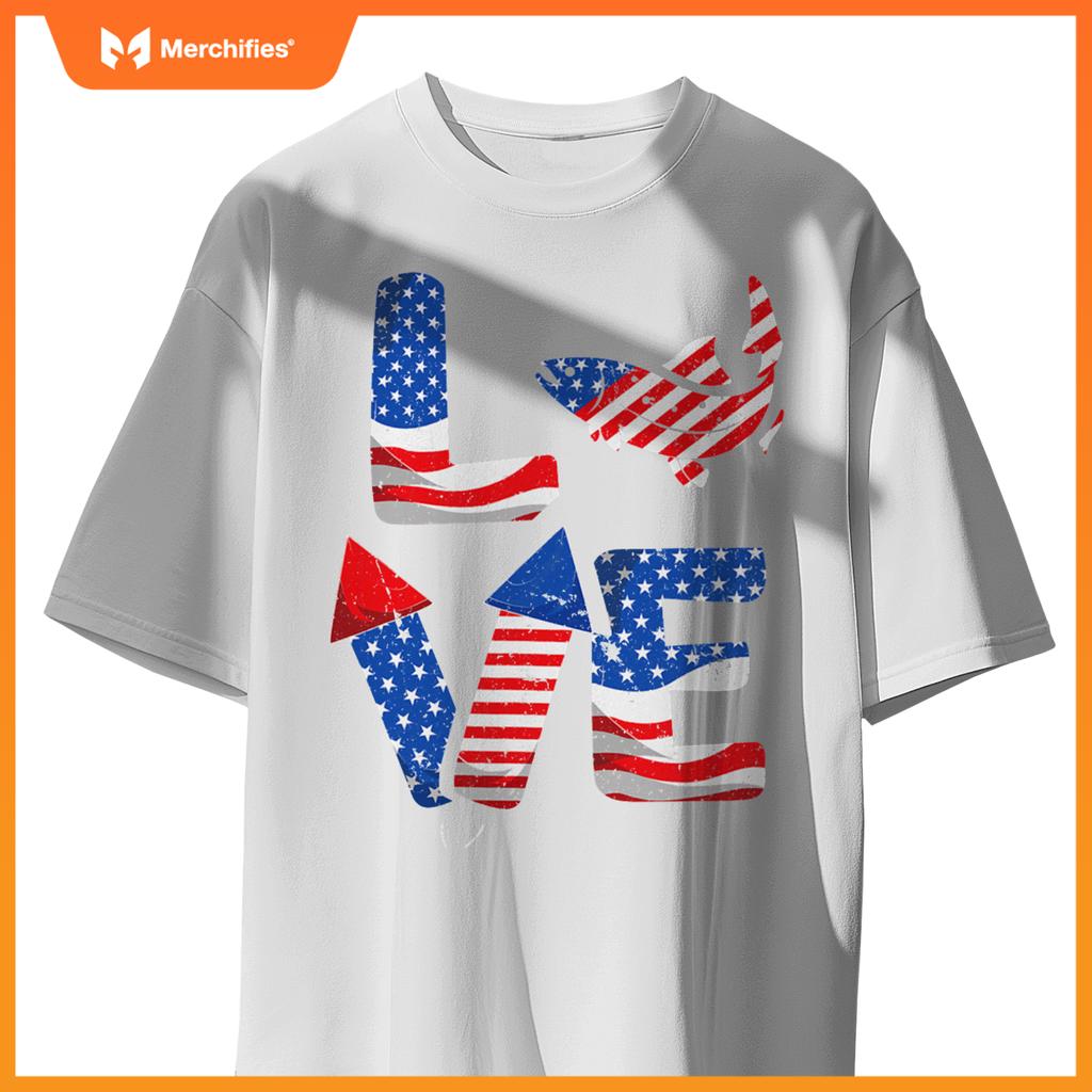 Patriotic american flag salmon 4th of july firework T-Shirt