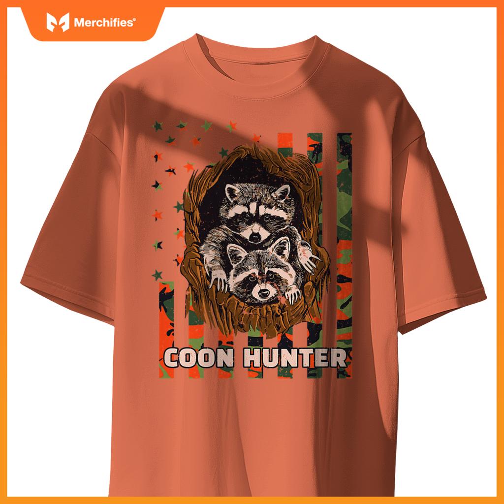 Patriotic coon hunter raccoon american flag T-Shirt