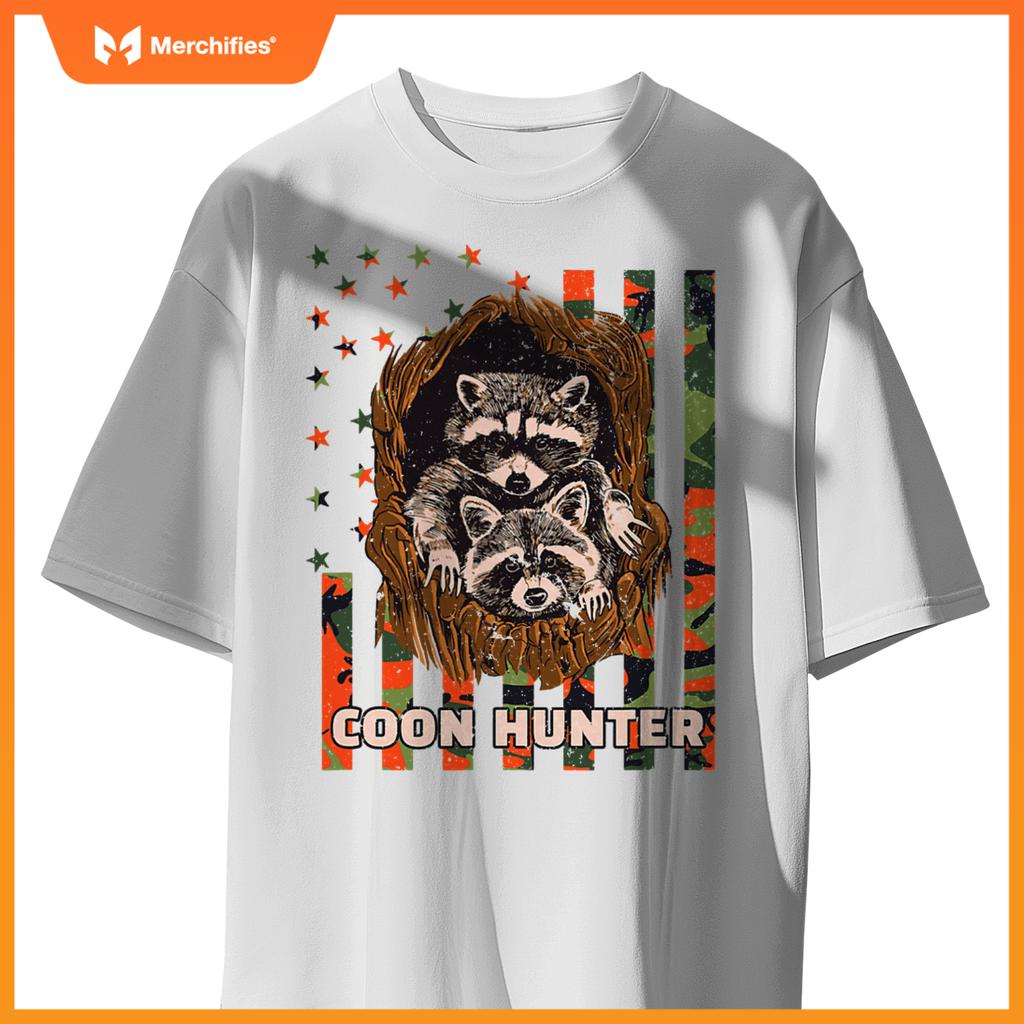 Patriotic coon hunter raccoon american flag T-Shirt