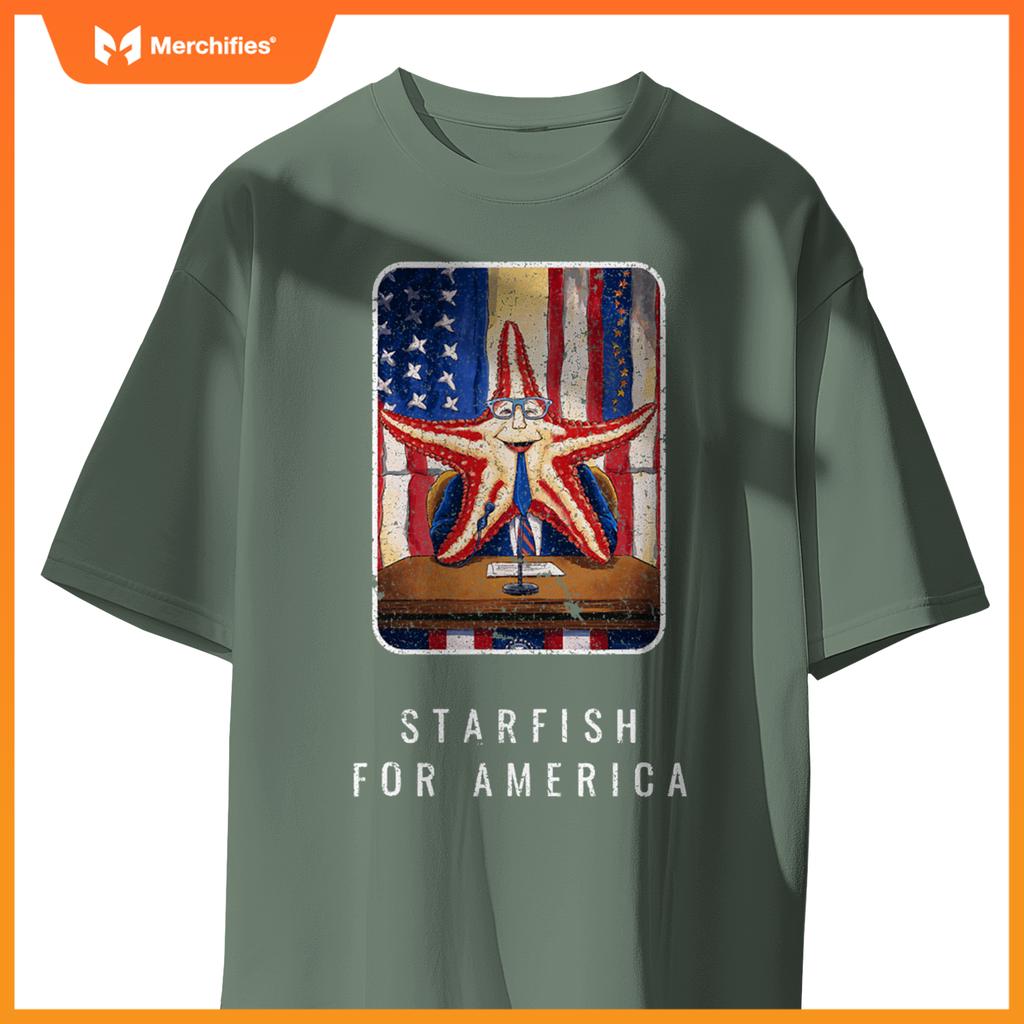 Patriotic political starfish in glasses and suit T-Shirt