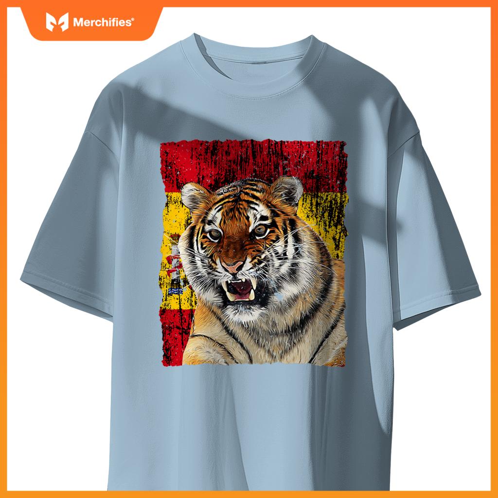Patriotic tiger spain flag - distressed flag roaring tiger T-Shirt