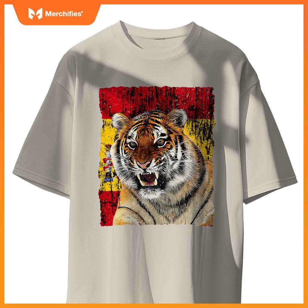 Patriotic tiger spain flag - distressed flag roaring tiger T-Shirt