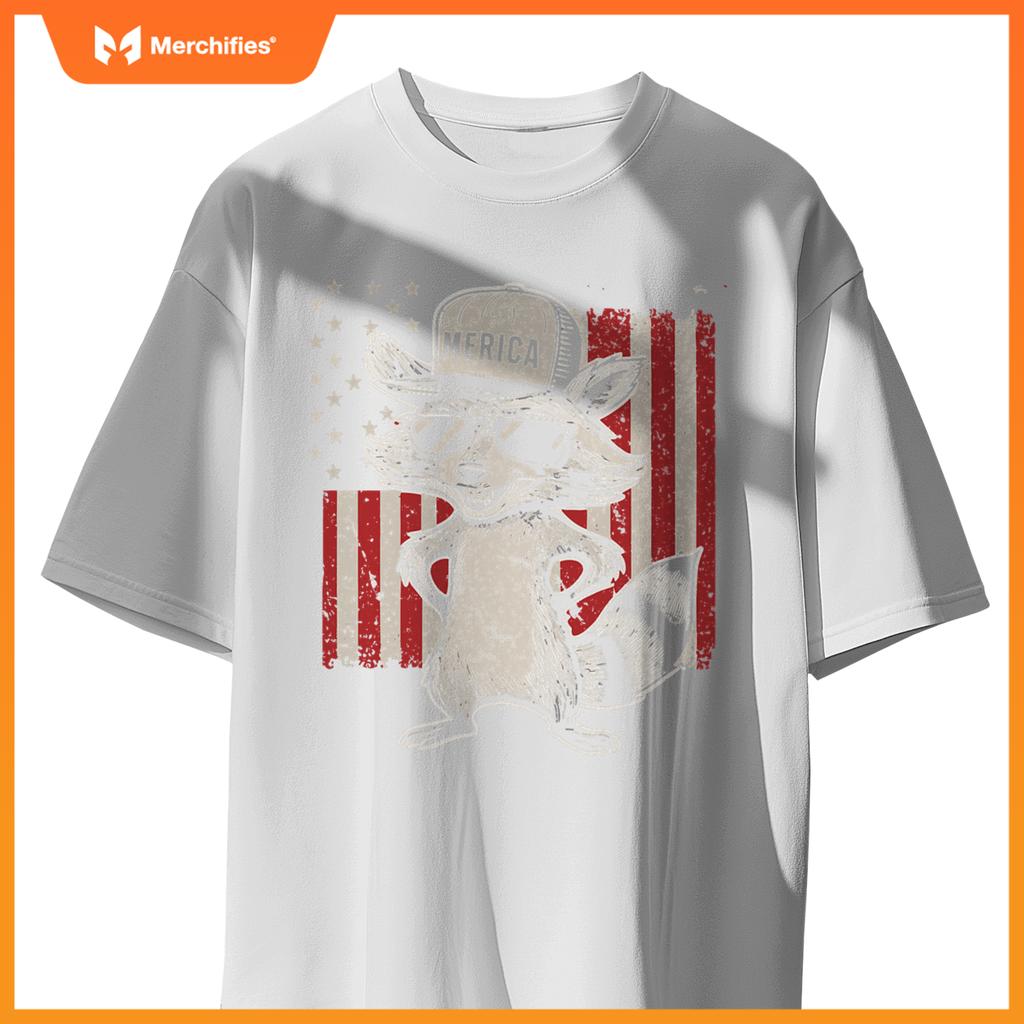 Redneck raccoon patriotic white trash party attire hillbilly T-Shirt