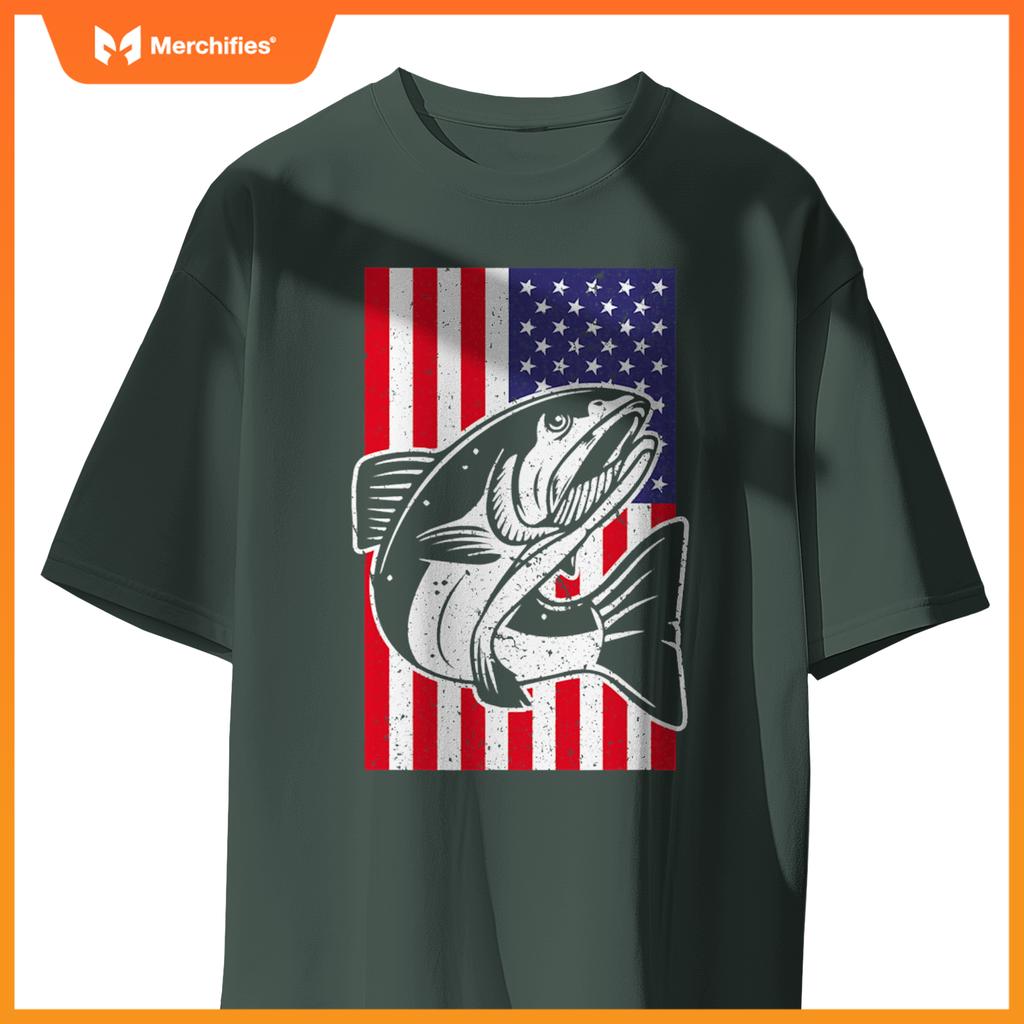 Salmon fishing 4th of july patriotic american flag T-Shirt