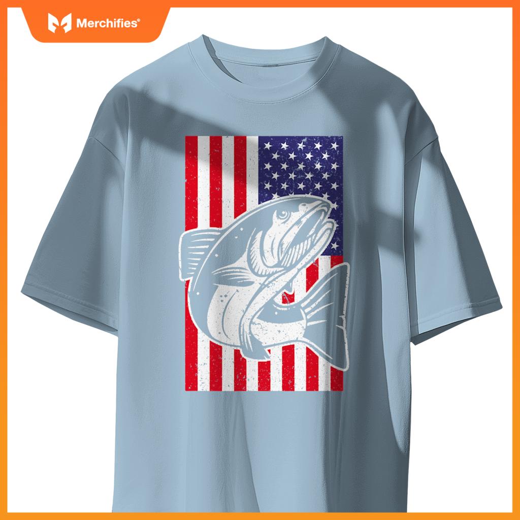 Salmon fishing 4th of july patriotic american flag T-Shirt