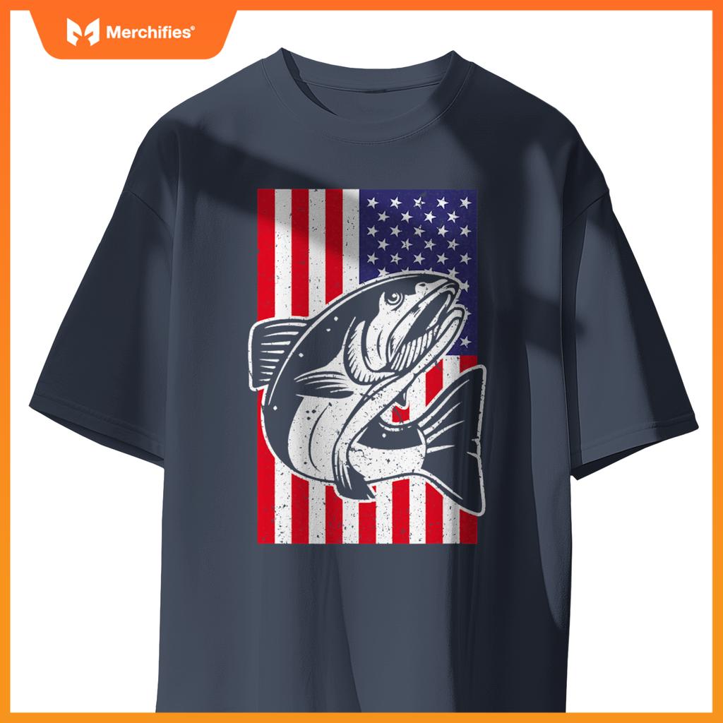 Salmon fishing 4th of july patriotic american flag T-Shirt