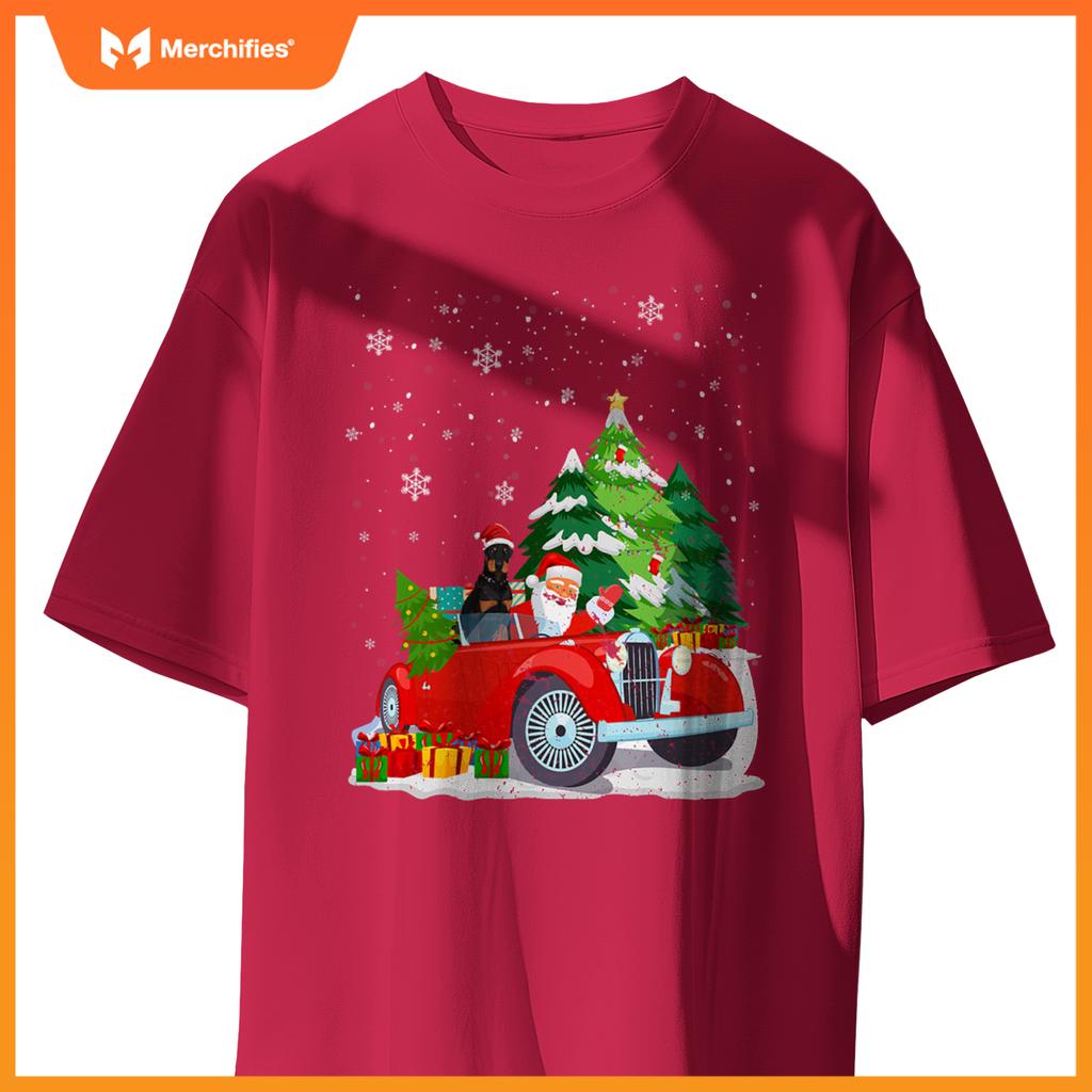 Santa Driving Christmas Car Doberman Santa Hat Novelty T-Shirt