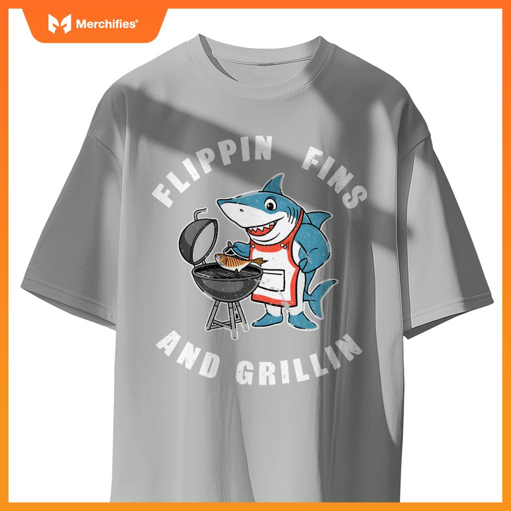 Shark Bbq Chef Humor Grilling Summer Foodie Beach Outdoors T-Shirt