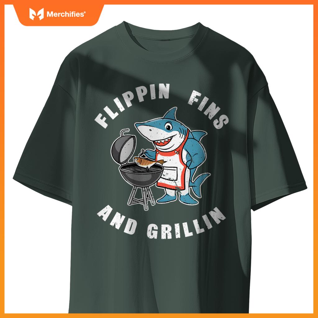 Shark Bbq Chef Humor Grilling Summer Foodie Beach Outdoors T-Shirt