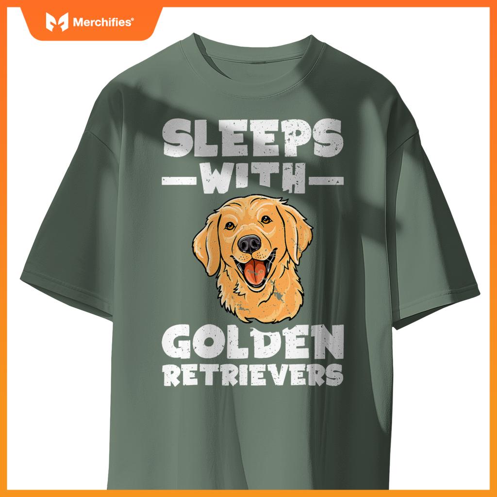 Sleeps With Golden Retrievers  Saying Goldie Pet Dog T-Shirt