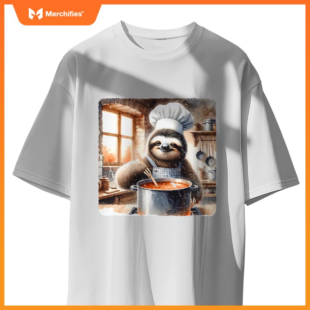 Sloth Chef Stirring Soup In A Kitchen Cook Cozy T-Shirt