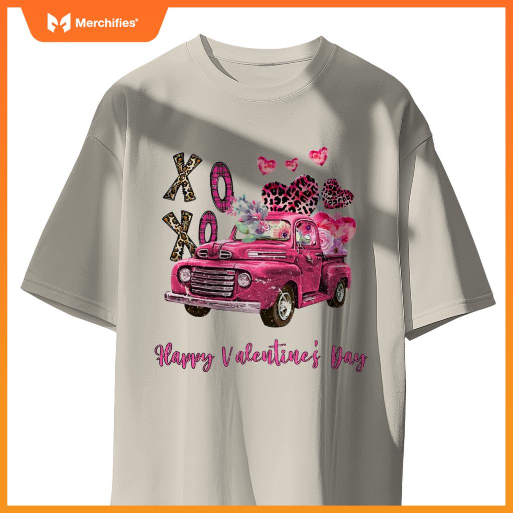 Xoxo Valentine Heart  Truck Valentines Day Couple T-Shirt