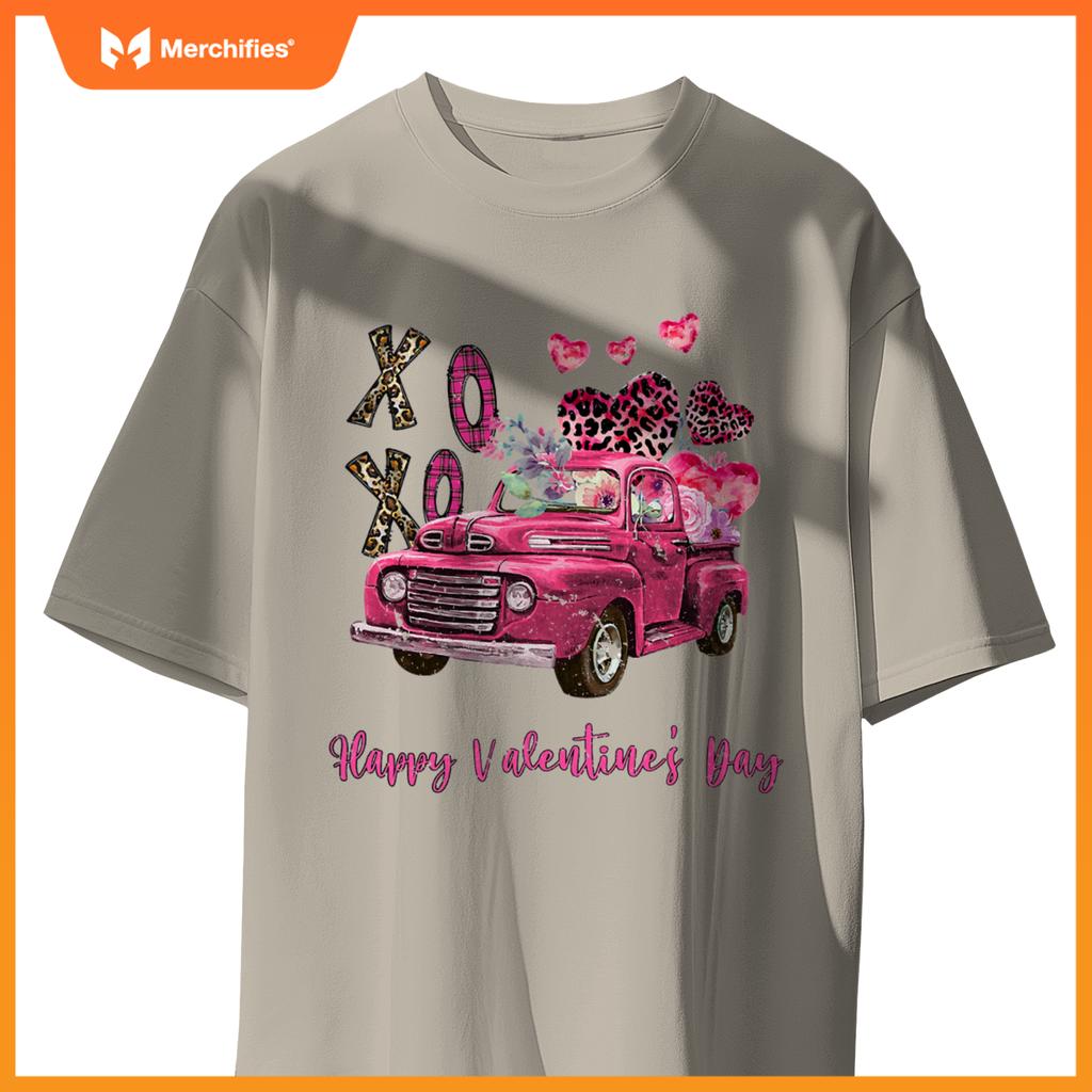Xoxo Valentine Heart  Truck Valentines Day Couple T-Shirt