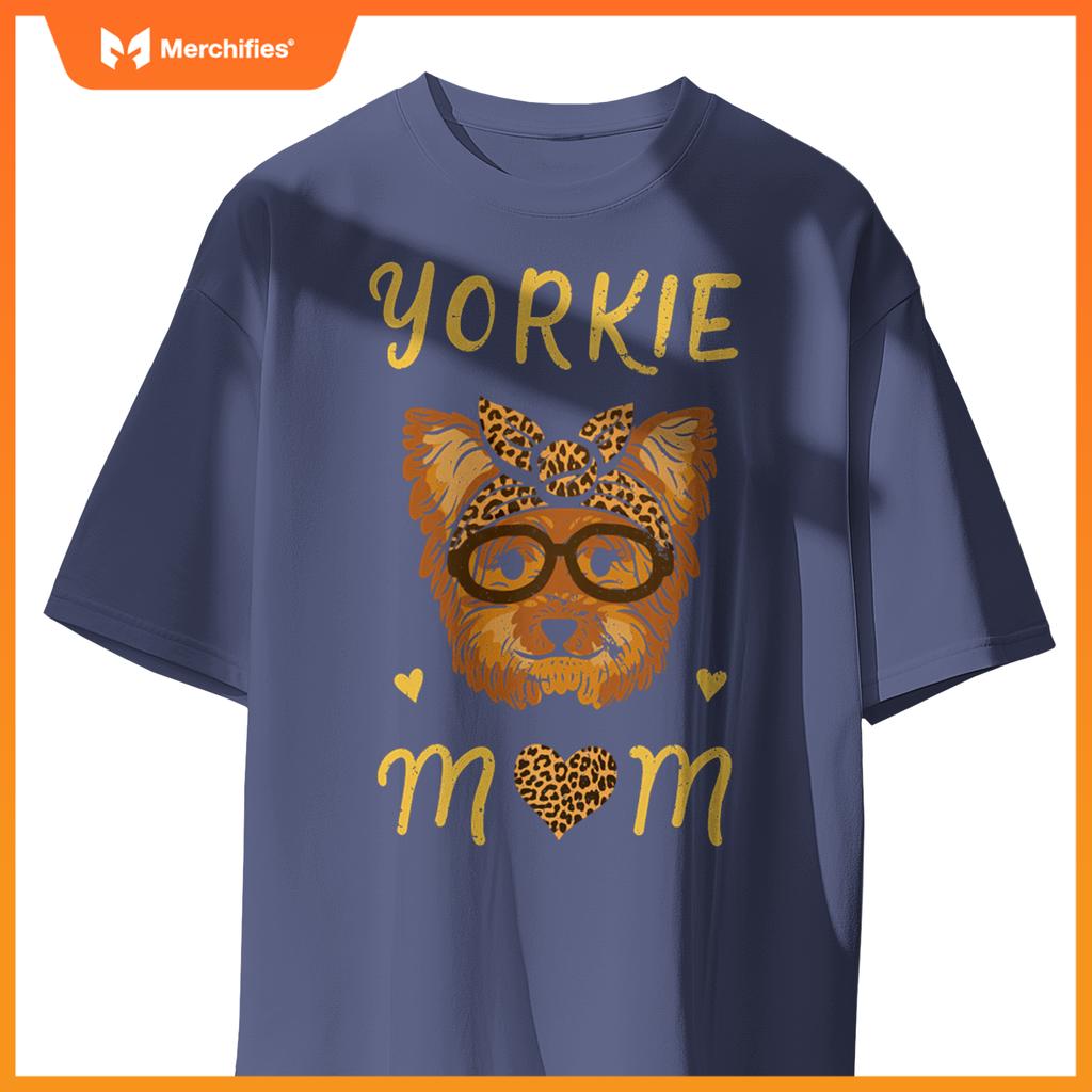 Yorkie Mom Dog Lover Fur Mama Mors Day Pullover T-Shirt