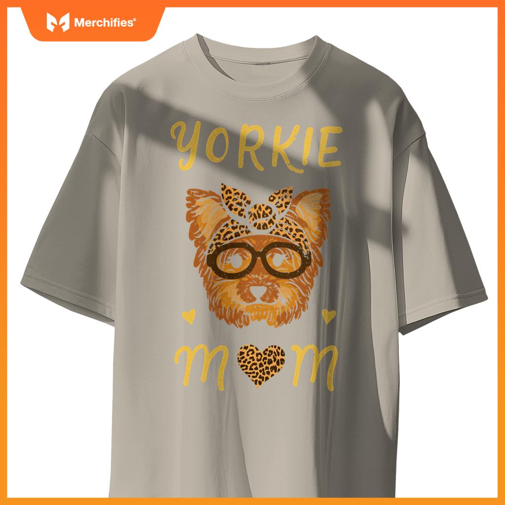 Yorkie Mom Dog Lover Fur Mama Mors Day Pullover T-Shirt