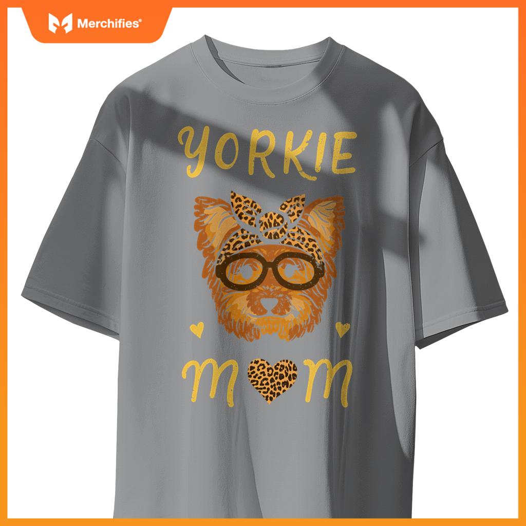 Yorkie Mom Dog Lover Fur Mama Mors Day Pullover T-Shirt