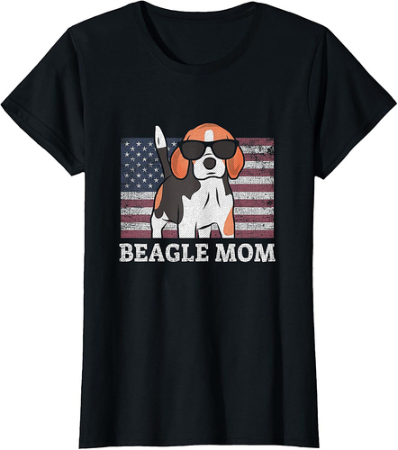 Beagle Mom American Flag 4th of July Patriotic USA Design Women T-Shirt