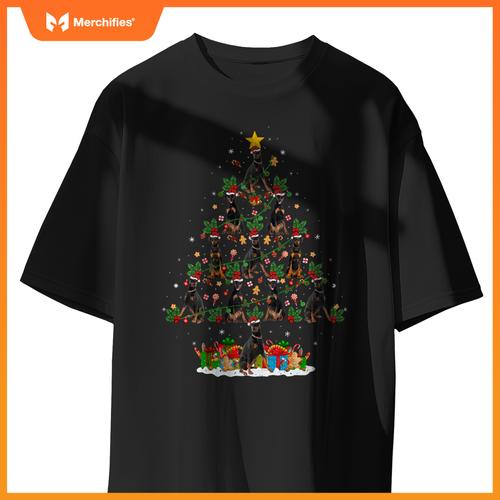 Lighting Xmas Holiday Santa Doberman Dog Christmas Tree T-Shirt