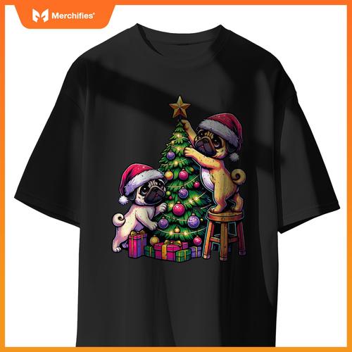 Pet Animal Lovers Cute Pug Dogs Decorating Christmas Tree T-Shirt