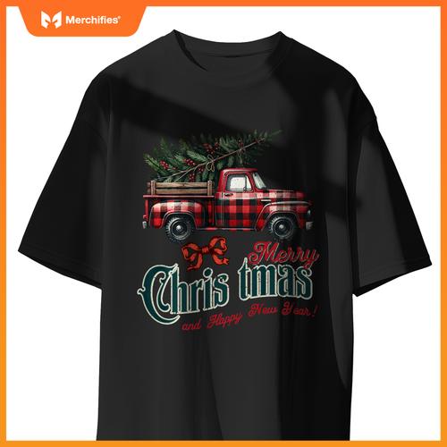 Red Pickup Truck Christmas Tree Vintage Christmas Men Women T-Shirt