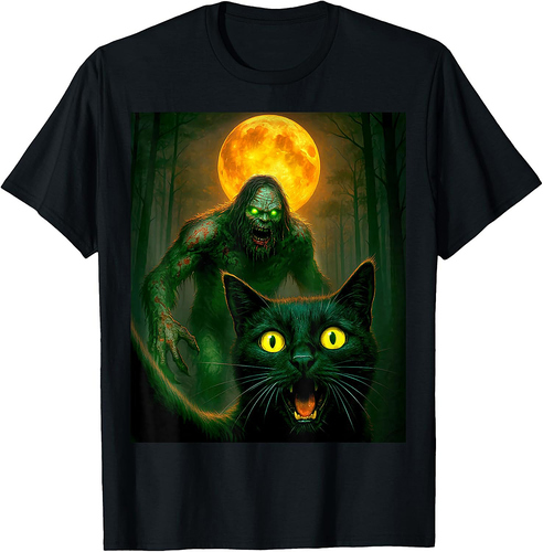 Scared Cat Selfie with Zombie Bigfoot Sasquatch Halloween T-Shirt